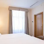 Inglaterra 3* Granada