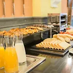 إنغلاتيرا فندق 3*