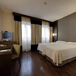 إنغلاتيرا 3* غرناطة
