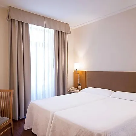 Inglaterra Hotel 3*