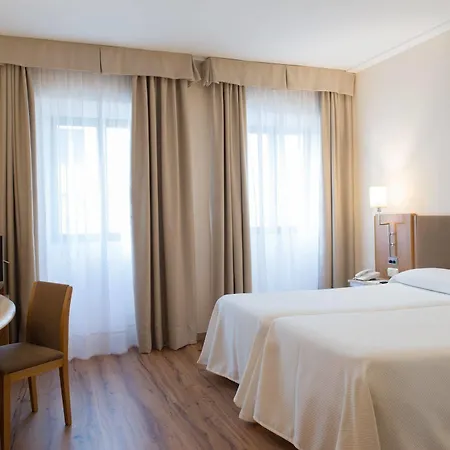 Inglaterra Hotel 3*