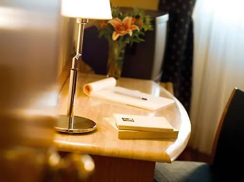 잉글라테라 3* 그라나다