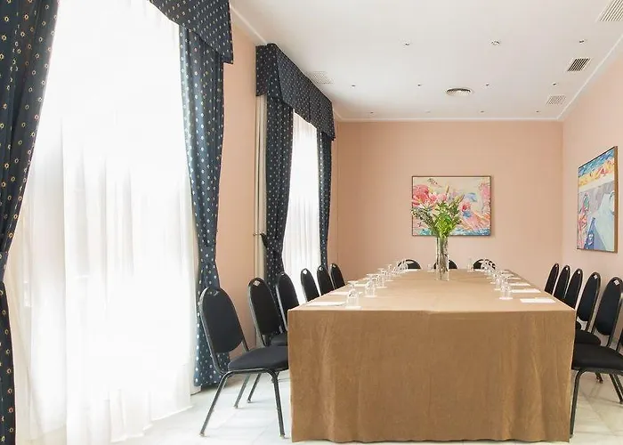 잉글라테라 3* 그라나다