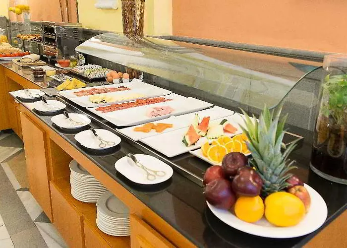 잉글라테라 3* 그라나다