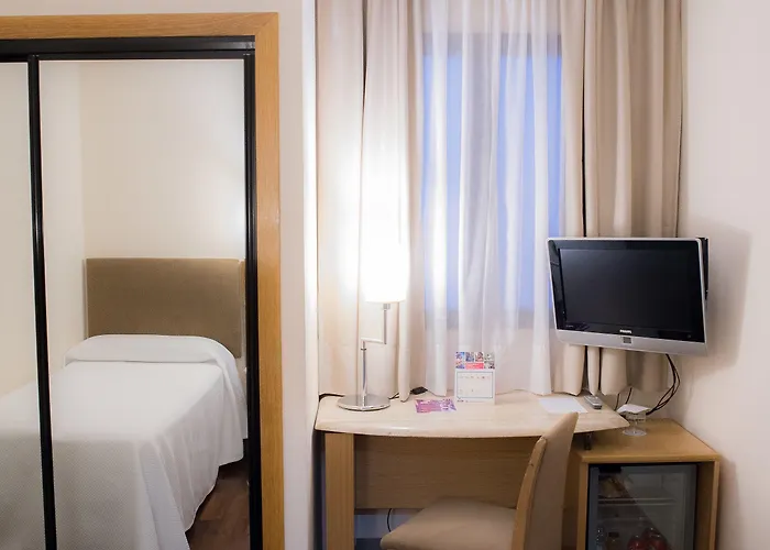 호텔 잉글라테라