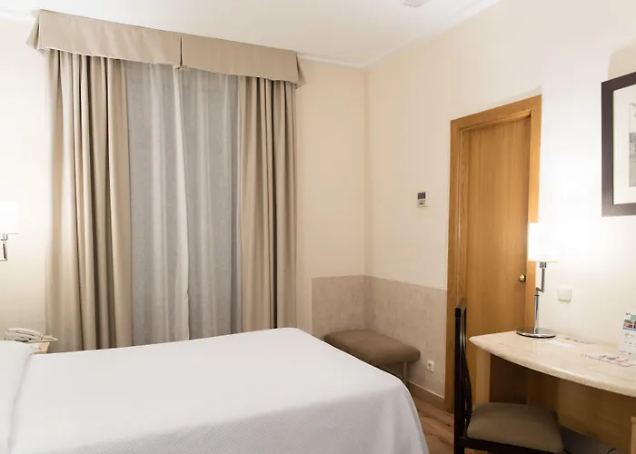 잉글라테라 호텔