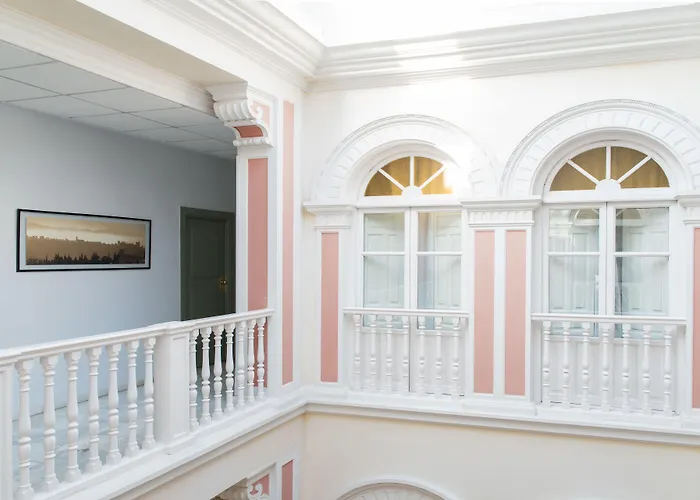 잉글라테라 3* 그라나다