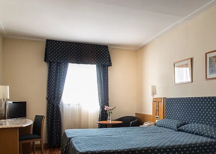 잉글라테라 호텔