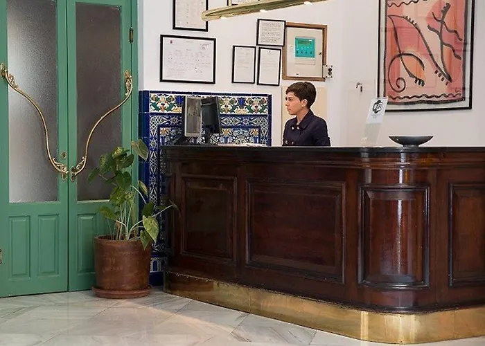 잉글라테라 호텔 3*