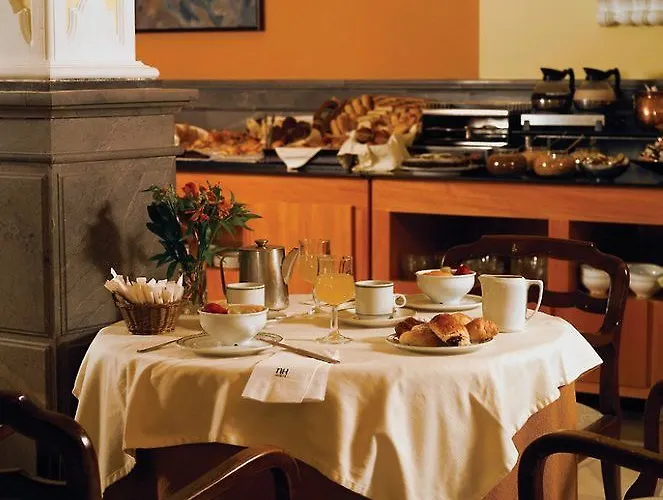 호텔 잉글라테라 3*