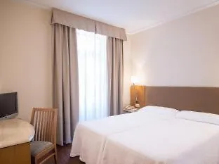 잉글라테라 3* 그라나다