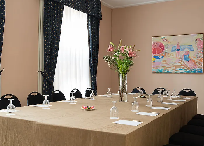 잉글라테라 호텔 그라나다