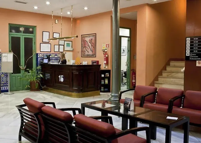 호텔 잉글라테라 3*