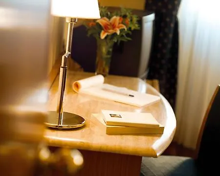 잉글라테라 3* 그라나다