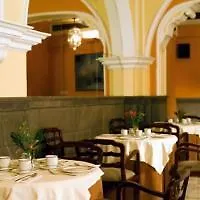 잉글라테라 3* 그라나다