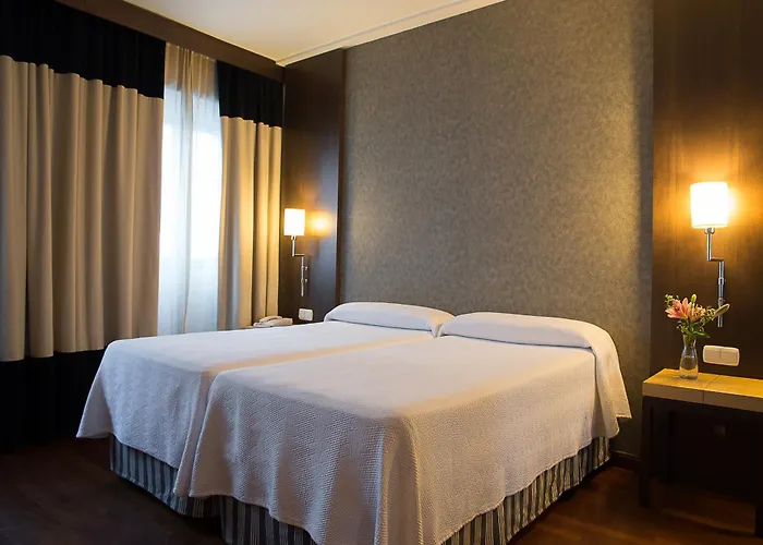 Inglaterra Hotel 3*