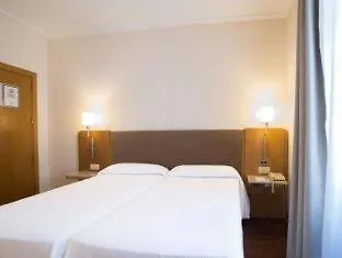 Inglaterra 3* Granada